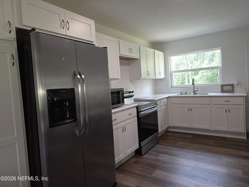 3 bedroom Single Family Residence at 8815 Macarthur Court, Jacksonville, Jacksonville — photo 5