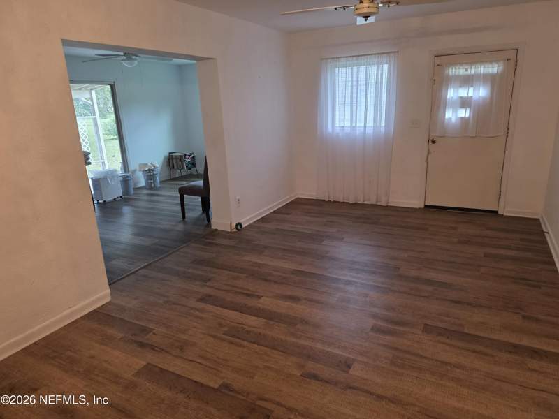 3 bedroom Single Family Residence at 8815 Macarthur Court, Jacksonville, Jacksonville — photo 3