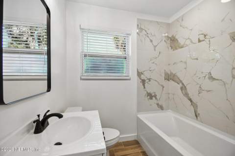 1827 Fiji Court, Jacksonville FL - photo 16 of 25