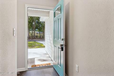 8609 Vining Street, Jacksonville FL - photo 6 of 34