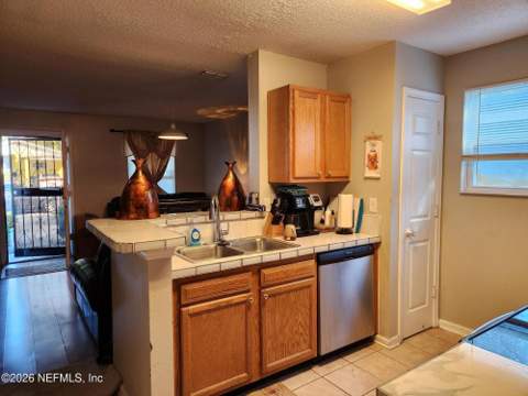 2016 Pullman Avenue, Jacksonville FL - photo 8 of 21