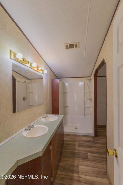 4107 Silver Lake Drive, Palatka FL - photo 12 of 41