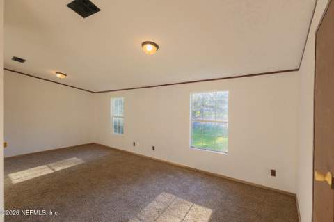4107 Silver Lake Drive, Palatka FL - photo 7 of 41