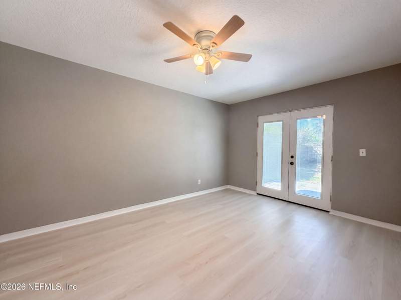 4 bedroom Single Family Residence at 6344 Dickens Drive, English Estates, Jacksonville — photo 4