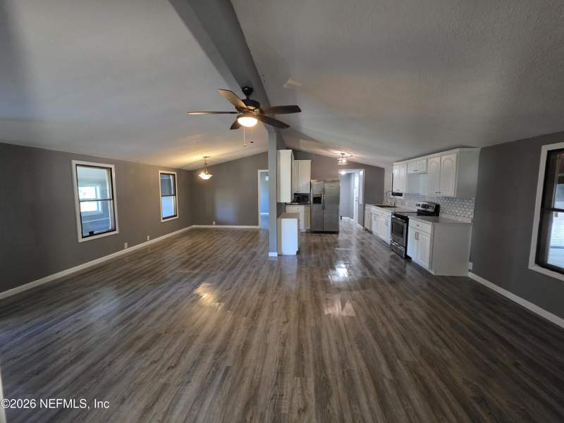 3 bedroom Single Family Residence at 5477 J B Hines Road, Macclenny, Macclenny — photo 4