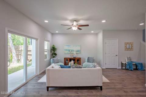 8654 Crystalline Lane, Jacksonville FL - photo 7 of 25