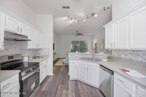 2661 Dalmation, Jacksonville FL - photo 12 of 40
