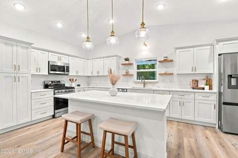 4117 Silver Lake Drive, Palatka FL - photo 15 of 40