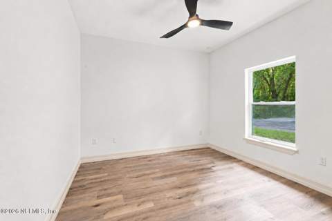 4117 Silver Lake Drive, Palatka FL - photo 20 of 40