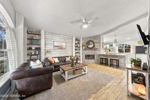 660 Main Street, Atlantic Beach FL - photo 6 of 46