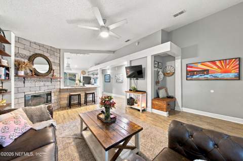 660 Main Street, Atlantic Beach FL - photo 7 of 46