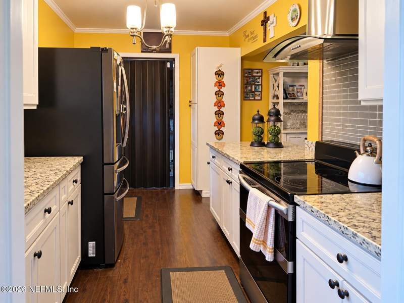 3 bedroom Single Family Residence at 3102 Winton Drive, Ribault Manor, Jacksonville — photo 3