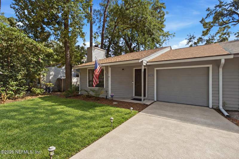2 bedroom Townhouse at 6624 Wellington Place Lane, Wellington Place, Jacksonville — photo 4