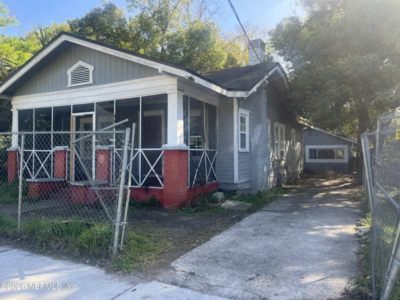 3 bedroom Single Family Residence at 652 Fern Street, Brentwood, Jacksonville — photo 1