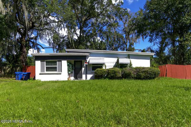 3 bedroom Single Family Residence at 10559 Loyola Drive, Highalnds, Jacksonville — photo 1