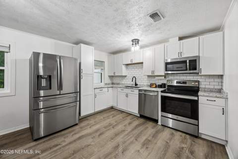 3754 Catherine Street, Hilliard FL - photo 14 of 40