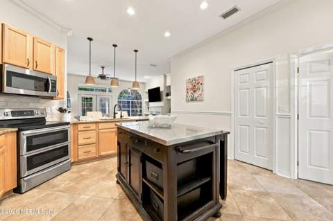 1088 Durbin Parke Drive, St. Johns FL - photo 14 of 108