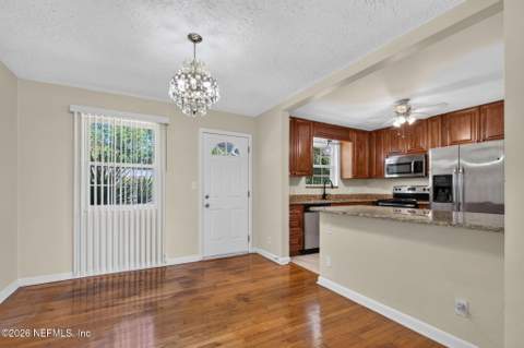 6531 Greenfern Lane, Jacksonville FL - photo 12 of 39