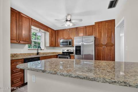 6531 Greenfern Lane, Jacksonville FL - photo 15 of 39