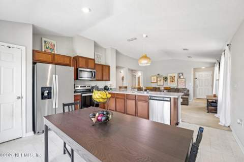 1839 Maxine Branch Way, Jacksonville FL - photo 10 of 39
