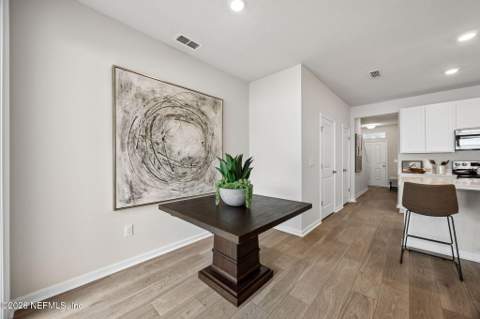 5229 Peach Blossom Way #0017, Jacksonville FL - photo 11 of 28