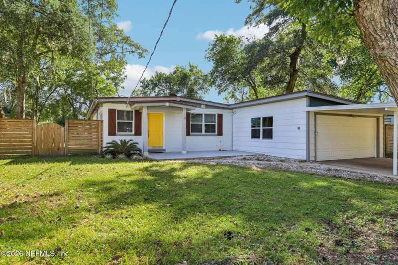 3 bedroom Single Family Residence at 6012 Edgefield Drive, Edgefield, Jacksonville — photo 1