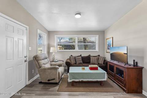 6012 Edgefield Drive, Jacksonville FL - photo 11 of 33