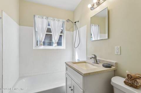 6012 Edgefield Drive, Jacksonville FL - photo 23 of 33