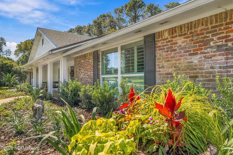 5 bedroom Single Family Residence at 7652 Hollyridge Circle, Deerwood, Jacksonville — photo 4