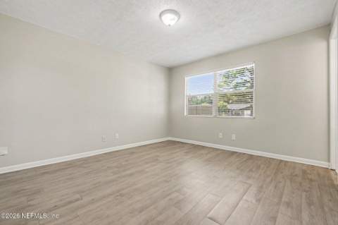 7839 Spanish Oaks Drive, Jacksonville FL - photo 8 of 15