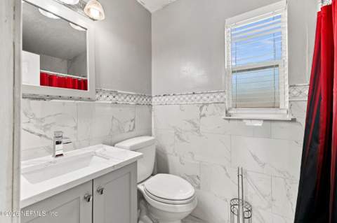 6054 Toyota Drive, Jacksonville FL - photo 17 of 36