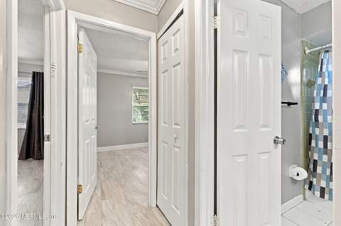 6054 Toyota Drive, Jacksonville FL - photo 19 of 36