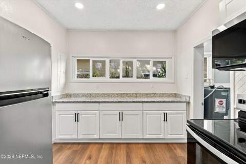 663 Linwood Avenue, Jacksonville FL - photo 15 of 30