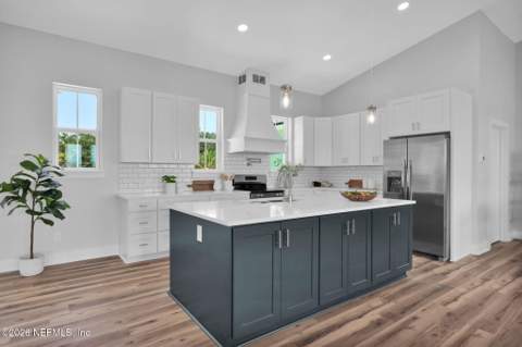 6030 Heckscher Drive, Jacksonville FL - photo 22 of 46