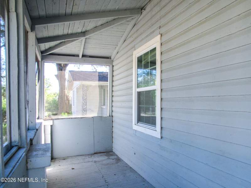 3 bedroom Single Family Residence at 1554 W 17th Street, Grand Park, Jacksonville — photo 2