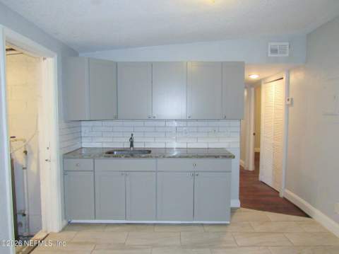 4120 Santee Road, Jacksonville FL - photo 9 of 13