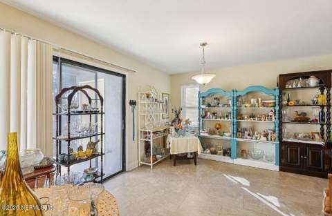 3517 Peeler Road #13, Jacksonville FL - photo 6 of 17