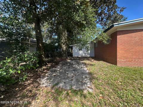 1430 Ron Road, Jacksonville FL - photo 6 of 18