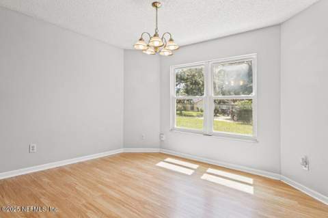 2405 Bluffton Drive, Jacksonville FL - photo 11 of 39