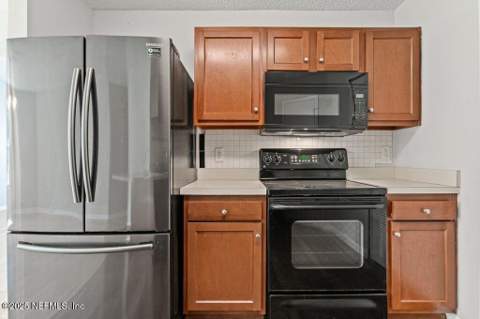 2405 Bluffton Drive, Jacksonville FL - photo 15 of 39