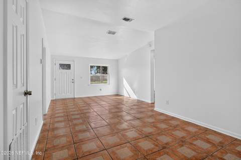 2227 Dumfries Circle, Jacksonville FL - photo 18 of 38