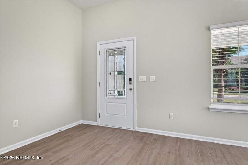 3 bedroom Single Family Residence at 495 Northside Drive, Pine Lakes, Jacksonville — photo 5