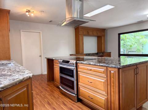 2623 Lynnhaven Terrace, Jacksonville FL - photo 7 of 24
