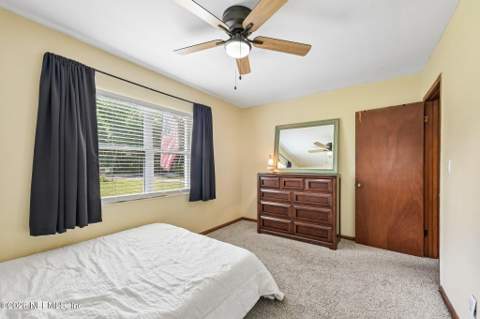 5459 Carrin Lane, Jacksonville FL - photo 11 of 26