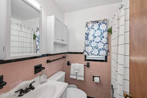 5459 Carrin Lane, Jacksonville FL - photo 19 of 26