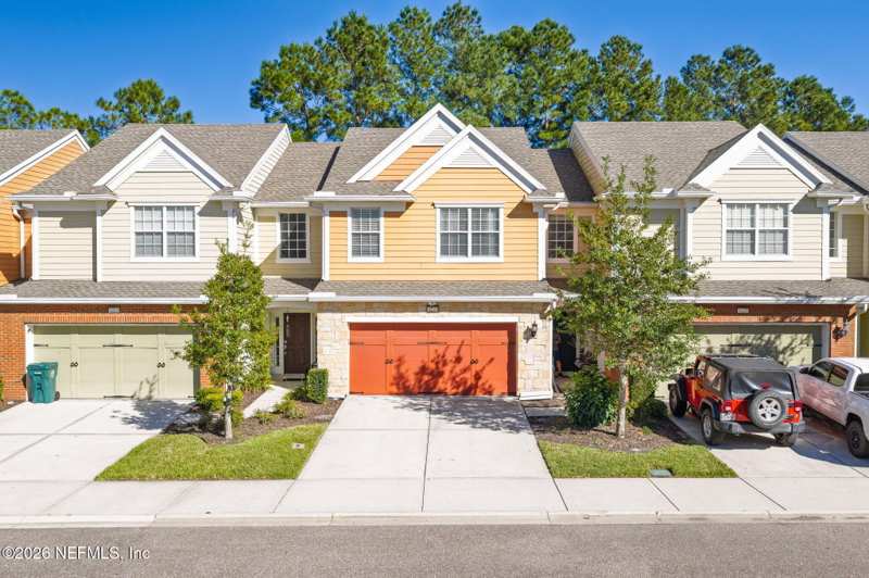 3 bedroom Townhouse at 4225 Clybourne Lane, Midtowne, Jacksonville — photo 1