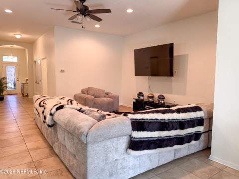 8306 Pepper Lake Court, Jacksonville FL - photo 7 of 19