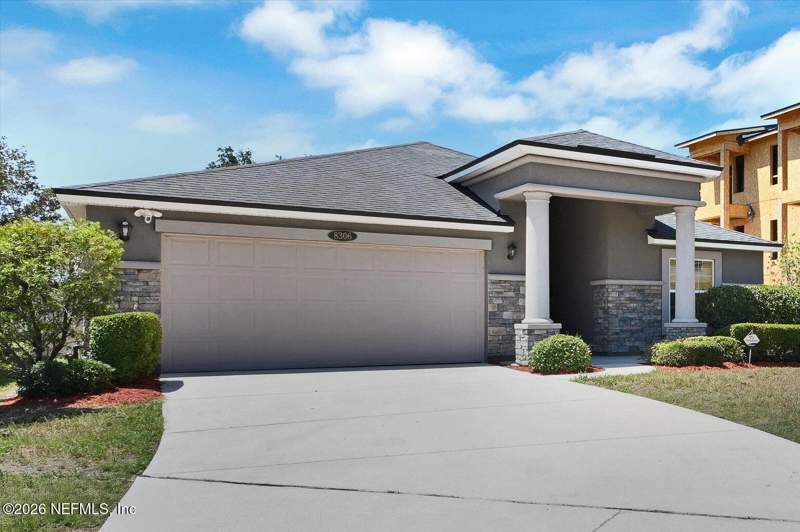 4 bedroom Single Family Residence at 8306 Pepper Lake Court, Lakeside At Merrill, Jacksonville — photo 2