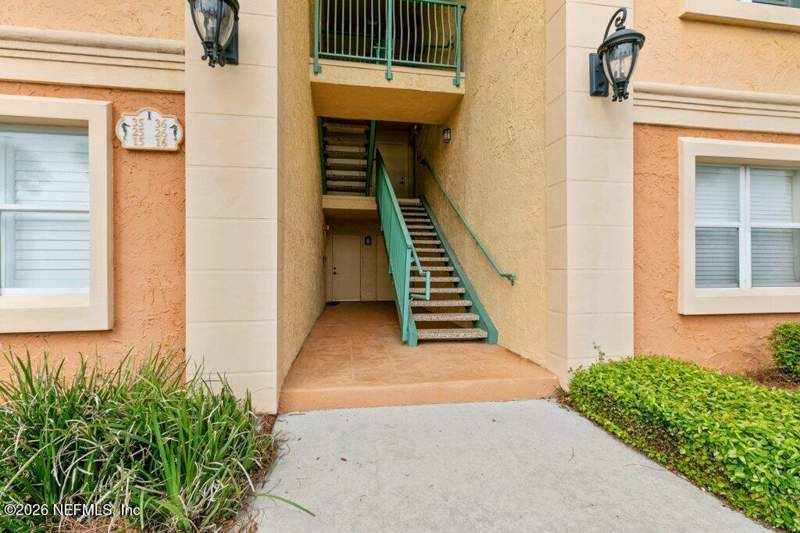 2 bedroom Condominium at 2400 1st Street #I26, Oceans Edge, Jacksonville Beach — photo 2