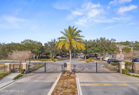 13309 Solar Drive, Jacksonville FL - photo 23 of 26